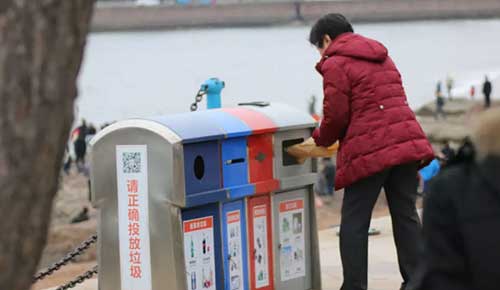 如何分類生活垃圾？四色垃圾桶，收納種類各不同