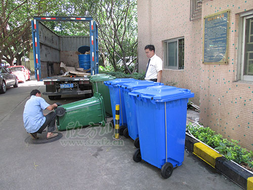 新增塑料分類垃圾桶！牛市東西路“美顏”